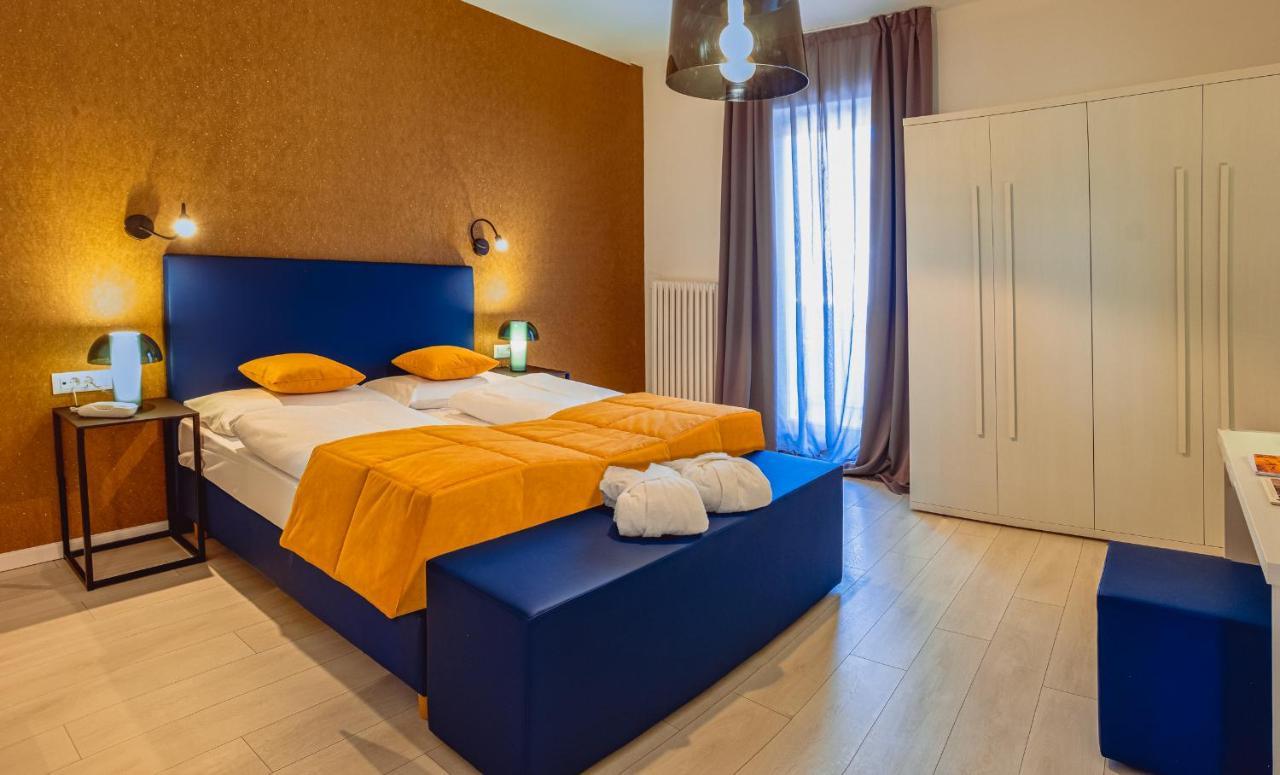 Schlosshof Charme Resort - Hotel & Camping Lana Dış mekan fotoğraf
