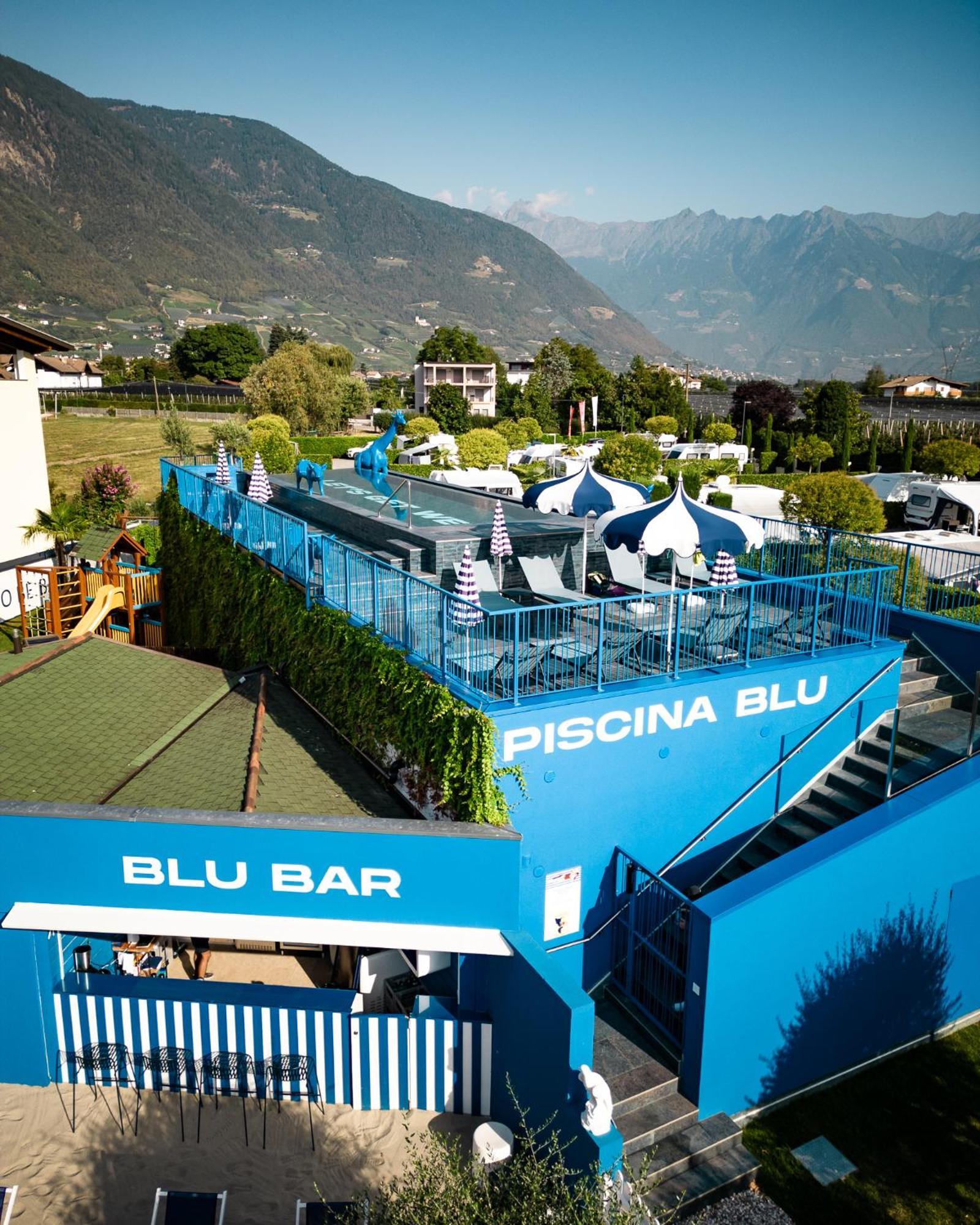 Schlosshof Charme Resort - Hotel & Camping Lana Dış mekan fotoğraf